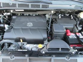 2016 TOYOTA SIENNA PASSENGER V6, 3.5 LITER XLE MINIVAN 4D - LA Auto Star in Virginia Beach, VA