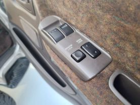1994 TOYOTA HIACE VAN 1KZ-TE SUPER CUSTOM LIMITED