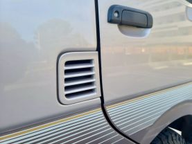 1994 TOYOTA HIACE VAN 1KZ-TE SUPER CUSTOM LIMITED