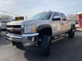 Used 2007 CHEVROLET SILVERADO 2500 HD CREW CAB PICKUP V8, 6.6L TURBO DSL LT PICKUP 4D 6 1/2 FT - LA Auto Star located in Virginia Beach, VA