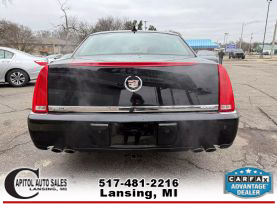 2011 CADILLAC DTS SEDAN V8, 4.6 LITER SEDAN 4D