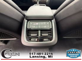 2016 VOLVO XC90 SUV 4-CYL, DRV-E SPRCHGD 2.0T T6 MOMENTUM SPORT UTILITY 4D