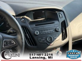 2017 FORD FOCUS HATCHBACK 4-CYL, FLEX FUEL, 2.0L SE HATCHBACK 4D