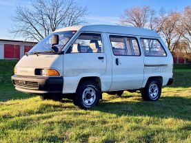 1990 TOYOTA TOWNACE VAN 2C DX