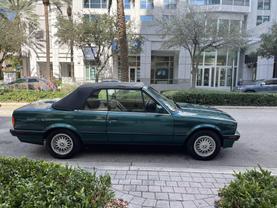1992 BMW 3 SERIES CONVERTIBLE 6-CYL, 2.5 LITER 325I CONVERTIBLE 2D