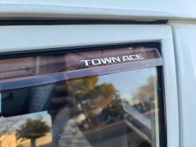1990 TOYOTA TOWNACE VAN 2C DX