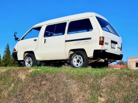 1990 TOYOTA TOWNACE VAN 2C DX