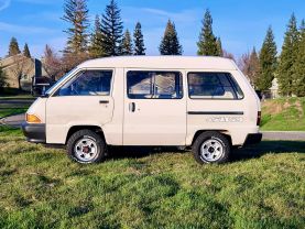 1990 TOYOTA TOWNACE VAN 2C DX