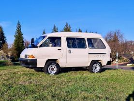 1990 TOYOTA TOWNACE VAN 2C DX