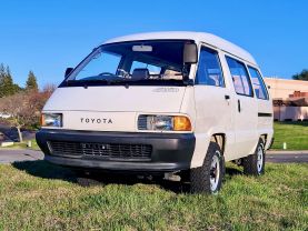 1990 TOYOTA TOWNACE VAN 2C DX