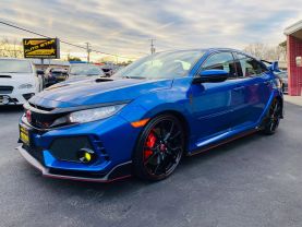 Used 2017 HONDA CIVIC TYPE R HATCHBACK 4-CYL, VTEC, TURBO, 2.0 LITER TOURING HATCHBACK SEDAN 4D - LA Auto Star located in Virginia Beach, VA