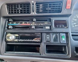 1993 TOYOTA HIACE COMMUTER VAN 3L CONTEMPO