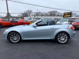 2005 MERCEDES-BENZ SLK-CLASS CONVERTIBLE V6, 3.5 LITER SLK 350 ROADSTER 2D - LA Auto Star in Virginia Beach, VA