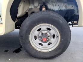 1993 TOYOTA HILUX TRUCK 3L GALAXY
