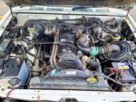 1993 TOYOTA HILUX TRUCK 3L GALAXY