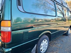 1993 TOYOTA HIACE COMMUTER VAN 3L CONTEMPO