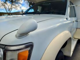 1993 TOYOTA HILUX TRUCK 3L GALAXY