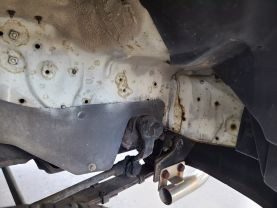 1993 TOYOTA HILUX TRUCK 3L GALAXY