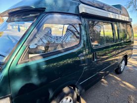 1993 TOYOTA HIACE COMMUTER VAN 3L CONTEMPO