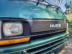 1993 TOYOTA HIACE COMMUTER VAN 3L CONTEMPO