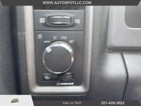 2014 RAM 1500 QUAD CAB PICKUP WHITE AUTOMATIC - Auto Spot