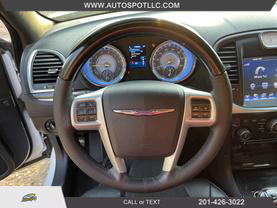 2014 CHRYSLER 300 SEDAN - AUTOMATIC - Auto Spot