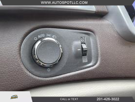 2012 CADILLAC SRX SUV GOLD AUTOMATIC - Auto Spot