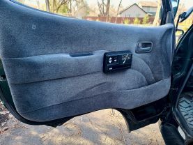 1993 TOYOTA HIACE COMMUTER VAN 3L CONTEMPO