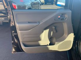 2016 NISSAN FRONTIER CREW CAB PICKUP V6, 4.0 LITER S PICKUP 4D 5 FT - LA Auto Star in Virginia Beach, VA