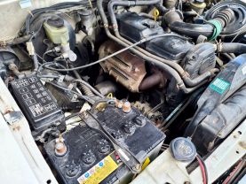 1993 TOYOTA HILUX TRUCK 3L GALAXY