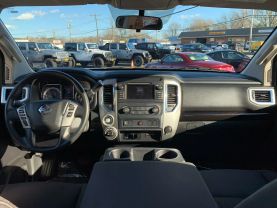 2019 NISSAN TITAN XD CREW CAB PICKUP V8, TURBO DIESEL, 5.0 LITER SV PICKUP 4D 6 1/2 FT - LA Auto Star in Virginia Beach, VA