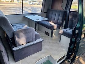 1993 TOYOTA HIACE COMMUTER VAN 3L CONTEMPO