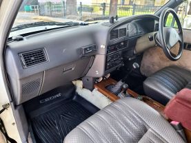 1993 TOYOTA HILUX TRUCK 3L GALAXY