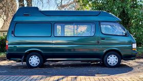 1993 TOYOTA HIACE COMMUTER VAN 3L CONTEMPO