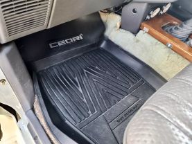 1993 TOYOTA HILUX TRUCK 3L GALAXY