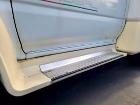 1993 TOYOTA HILUX TRUCK 3L GALAXY
