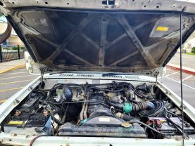 1993 TOYOTA HILUX TRUCK 3L GALAXY