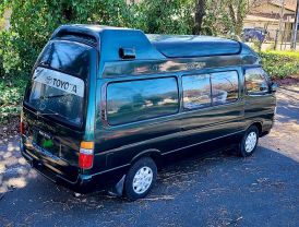 1993 TOYOTA HIACE COMMUTER VAN 3L CONTEMPO