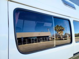 1996 TOYOTA HIACE VAN 3L CAMPER