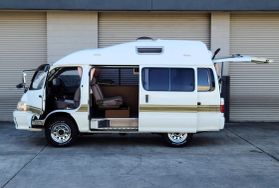 1996 TOYOTA HIACE VAN 3L CAMPER