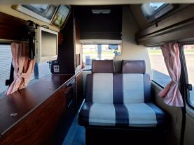 1996 TOYOTA HIACE VAN 3L CAMPER