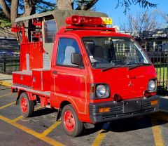 1993 MITSUBISHI MINICAB TRUCK - FIRE TRUCK