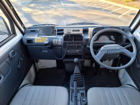 1993 MITSUBISHI MINICAB TRUCK - FIRE TRUCK
