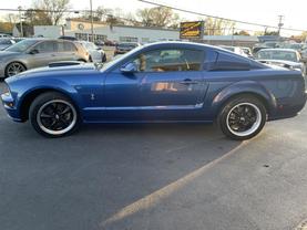 2007 FORD MUSTANG COUPE V8, 4.6 LITER GT PREMIUM COUPE 2D - LA Auto Star