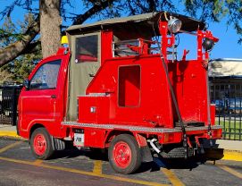1993 MITSUBISHI MINICAB TRUCK - FIRE TRUCK