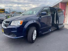 Used 2014 DODGE GRAND CARAVAN PASSENGER PASSENGER V6, FLEX FUEL, 3.6 LITER SXT MINIVAN 4D - LA Auto Star located in Virginia Beach, VA