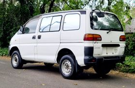 1994 MITSUBISHI DELICA SPACE GEAR VAN 4D56 CARGO