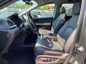 Used 2018 HONDA ODYSSEY PASSENGER V6, I-VTEC, 3.5 LITER EX-L W/NAVIGATION & RES MINIVAN 4D - LA Auto Star located in Virginia Beach, VA