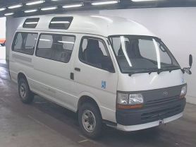 1996 TOYOTA HIACE VAN 3L COMMUTER