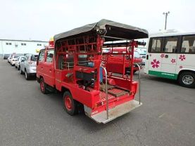 1996 TOYOTA HIACE TRUCK 3L FIRE TRUCK